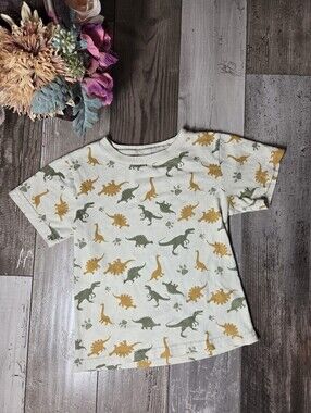 Blue Theory Kids Short Sleeve Dinosaur Tee in Beige, Green & Tan Size 4T Toddler